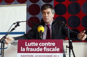 Michel Cahuzac donnant des leçons de morale sur la fraude fiscale !