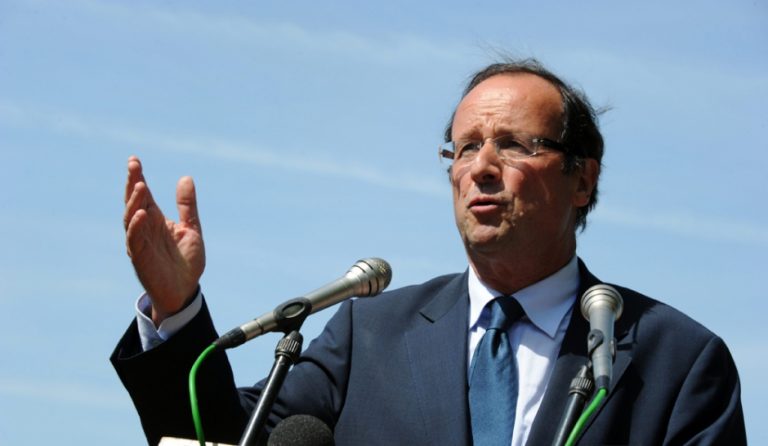 François Hollande en Afrique du Sud: Objectif contrats et entreprises