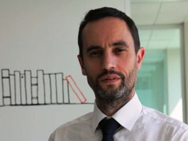 Alban est Directeur Orange Money pour la zone Afrique, Moyen-Orient – Asie du Groupe Orange depuis 2013