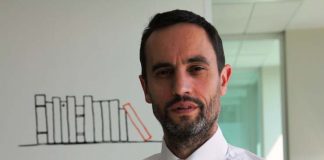 Alban est Directeur Orange Money pour la zone Afrique, Moyen-Orient – Asie du Groupe Orange depuis 2013