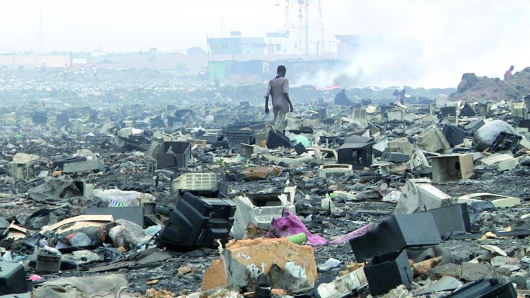 L’enfer des déchets toxiques en Afrique