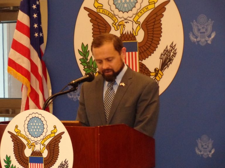Thomas Perriello a animé  une Conférence de Presse à Bujumbura