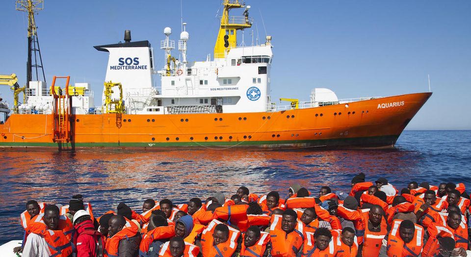 SOS-MEDITERRANEE-aquarius-migrants