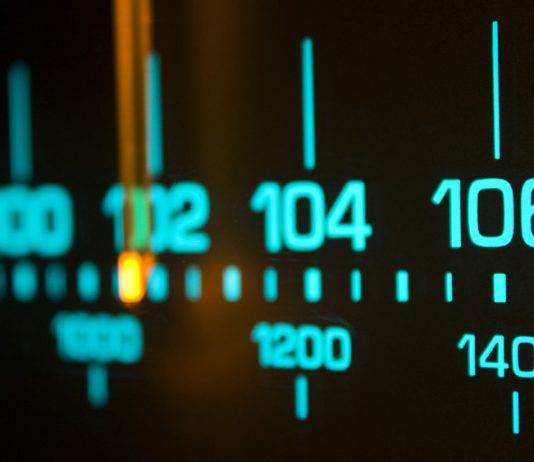 Radios communautaires en Côte d’Ivoire : des ondes de développement local Radios communautaires Afrique