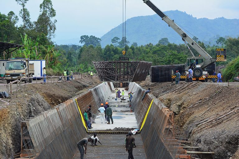 La Fondation Virunga et Aera Group engagent la 1ère certification carbone en ENR