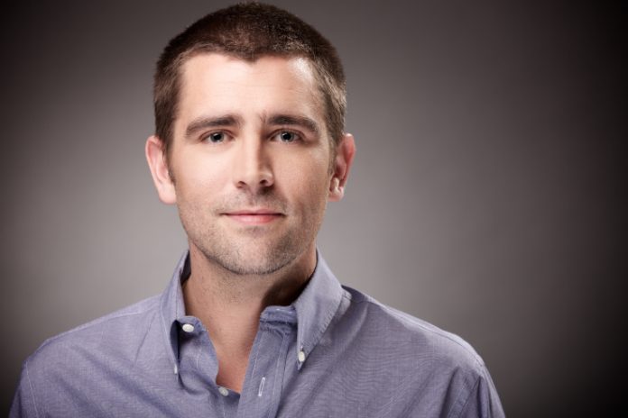 Chris Cox est le chef de produit de Facebook