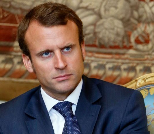 Emmanuel Macron - En Marche Afrique