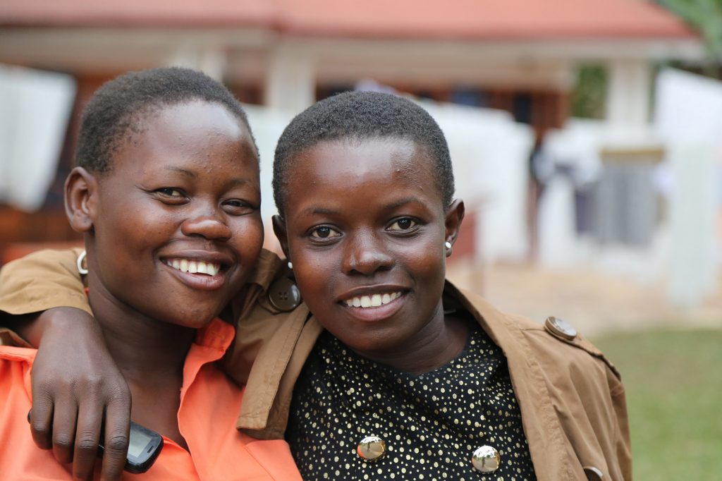 Des femmes qui cherchent un emploi en Ouganda - Crédit photo Thierry Barbaut www.barbaut.net