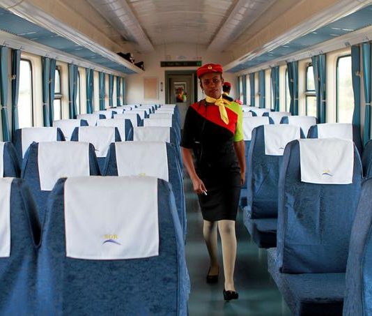 Le nouveau train, Madaraka Express, fierté du Kenya