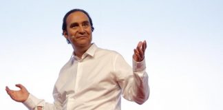 Xavier Niel, fondateur de Free et d'Iliad pourrait développer l'opérateur Free Télécom en Afrique