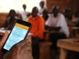 Les applications de m-energie, m-santé, m-agriculture ou m-education révolutionnent les usages en Afrique - Photo Thierry BARBAUT Côte d'Ivoire 2017 -