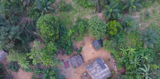 Prise de vue en drone en Afrique - crédit photo Thierry Barbaut