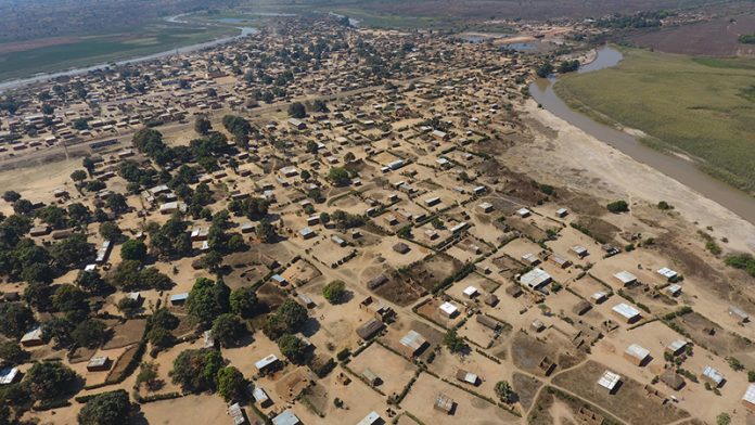 Vue aérienne en RDC près de Likasi - Crédit photo Thierry Barbaut www.barbaut.net