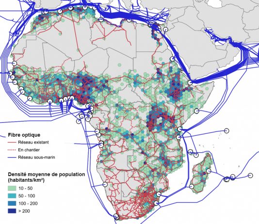 Population et fibre optique en Afrique