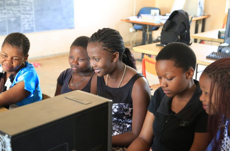 Femmes numérique et éducation en Afrique