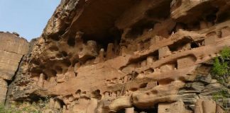 L'UNESCO et l’ALIPH vont réhabiliter le bien du patrimoine mondial de Bandiagara au Mali et soutenir les communautés touchées par le conflit