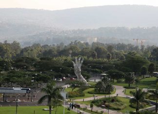 Numérique et Objectifs de Développement Durable les entreprises françaises au Rwanda avec Emmanuel Macron